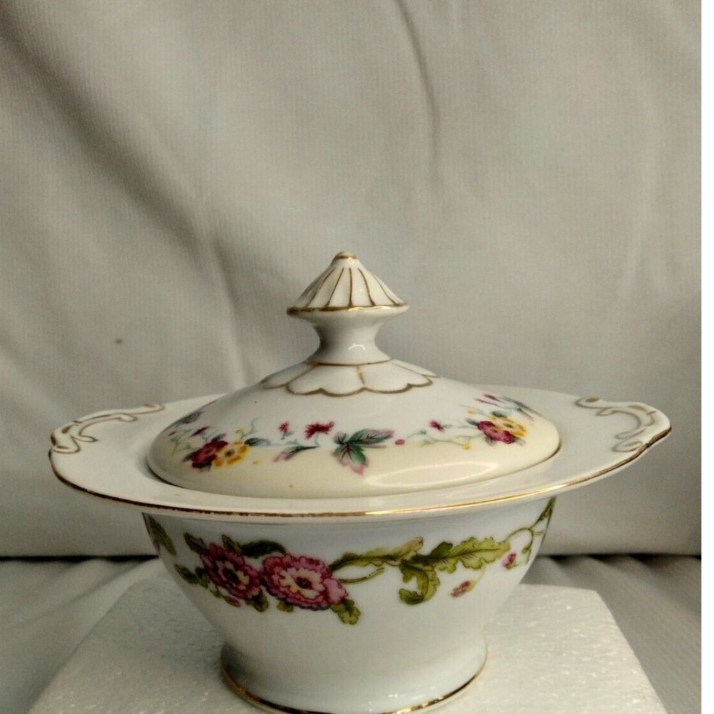 Berkshire Viceroy China Floral Pink Gold Trim Sugar Bowl